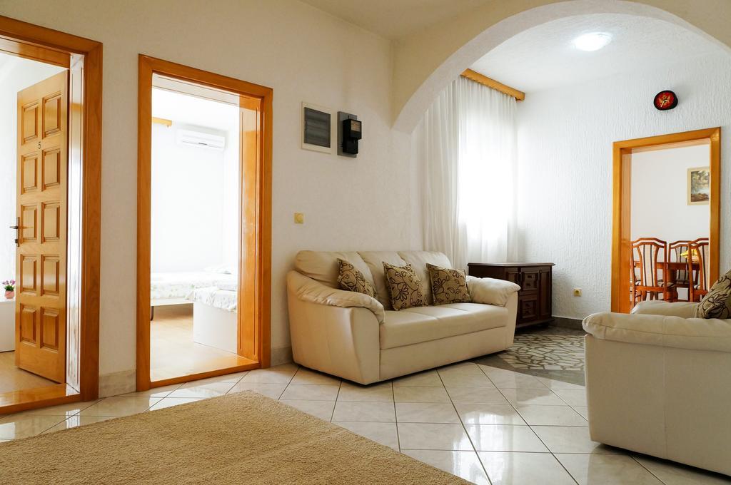 Guest House Heart Of Будва Екстер'єр фото